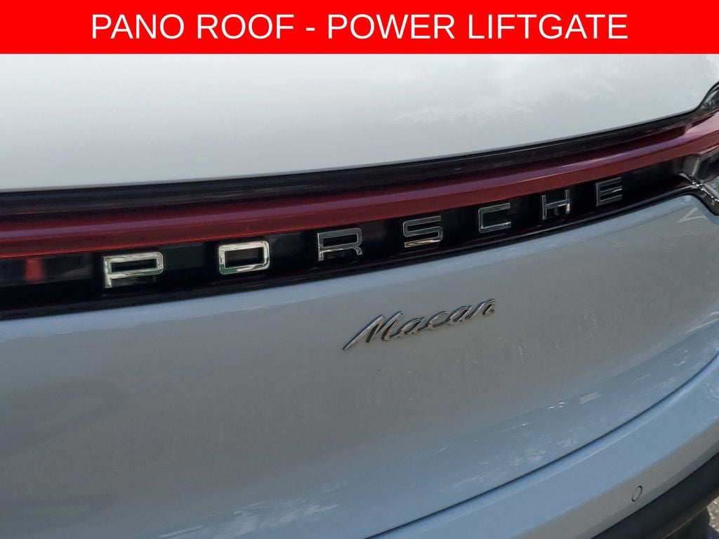 2022 Porsche Macan Base