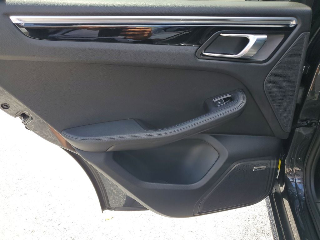 2017 Porsche Macan Base