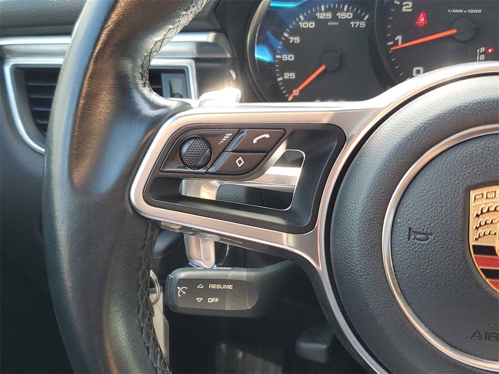 2017 Porsche Macan Base