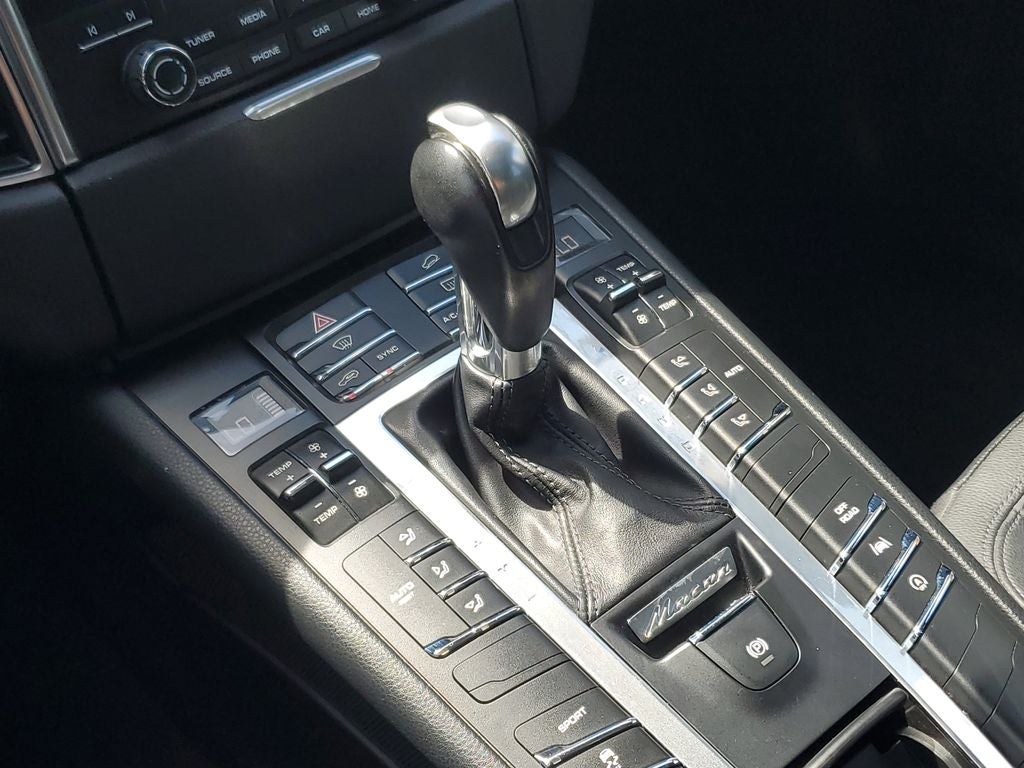2017 Porsche Macan Base