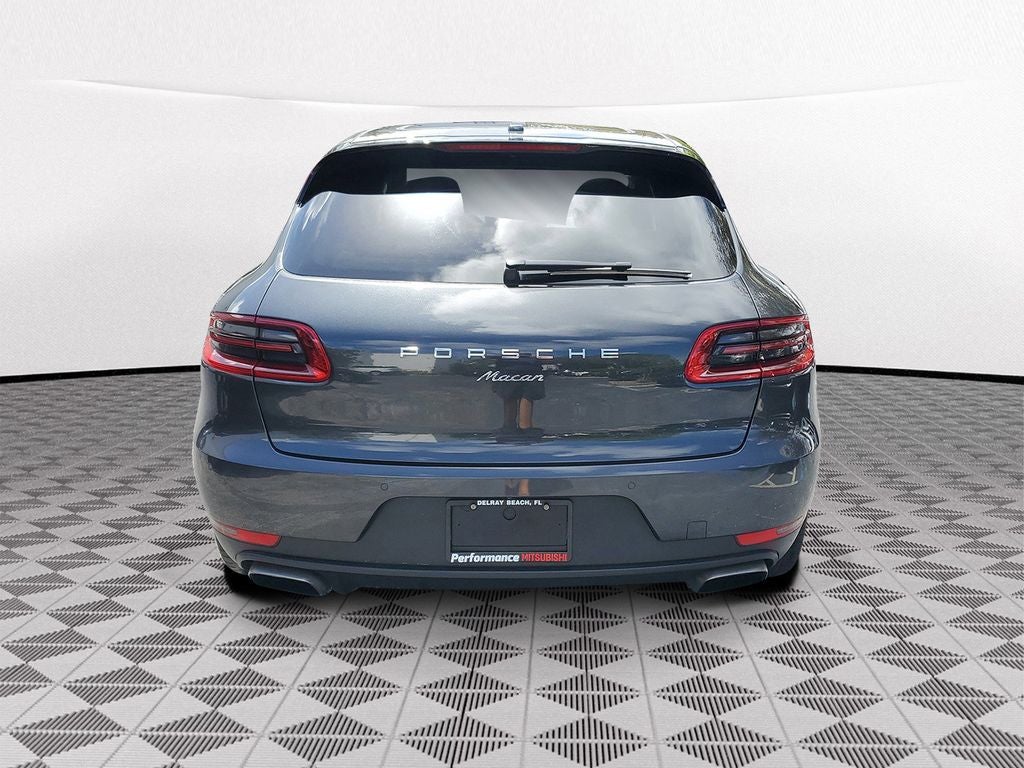 2017 Porsche Macan Base