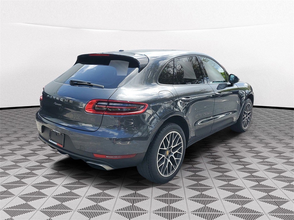 2017 Porsche Macan Base