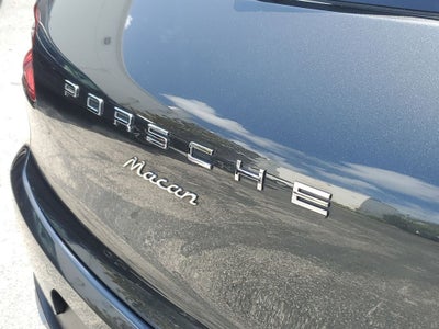 2017 Porsche Macan Base