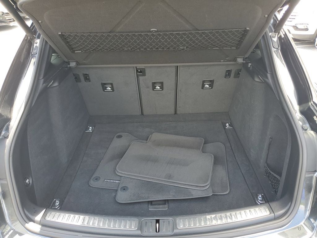 2017 Porsche Macan Base