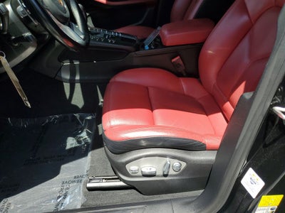 2018 Porsche Macan Base RED LEATHER