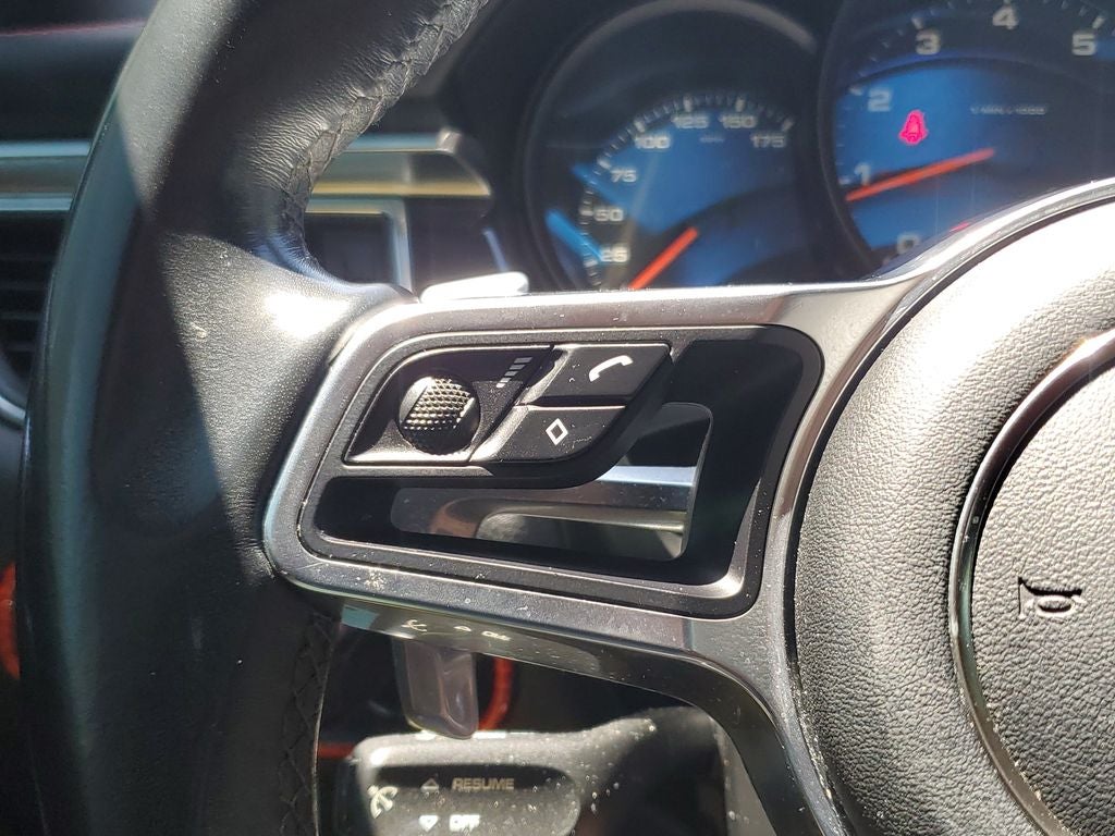 2018 Porsche Macan Base RED LEATHER