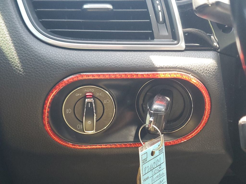 2018 Porsche Macan Base RED LEATHER