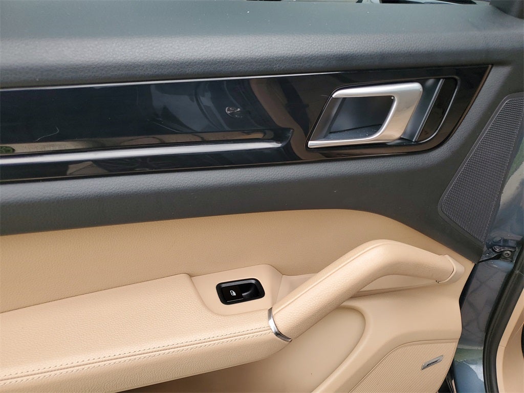 2019 Porsche Cayenne Base