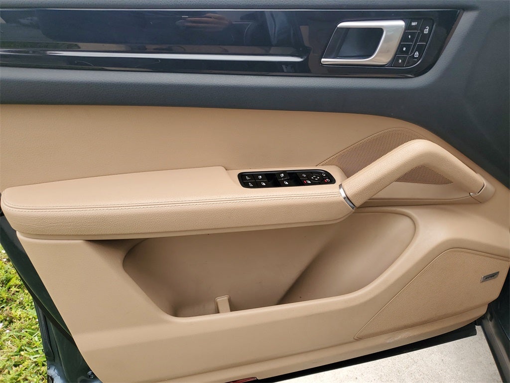 2019 Porsche Cayenne Base