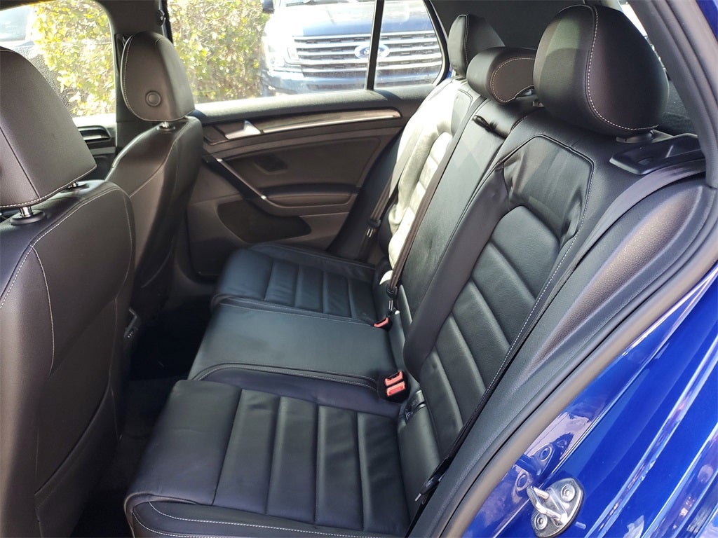 2017 Volkswagen Golf R DCC & Navigation 4Motion 4Motion