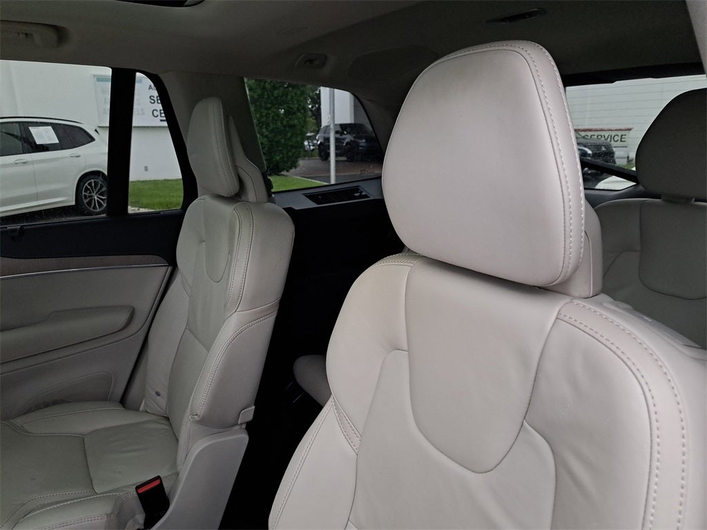 2022 Volvo XC90 T6 Inscription