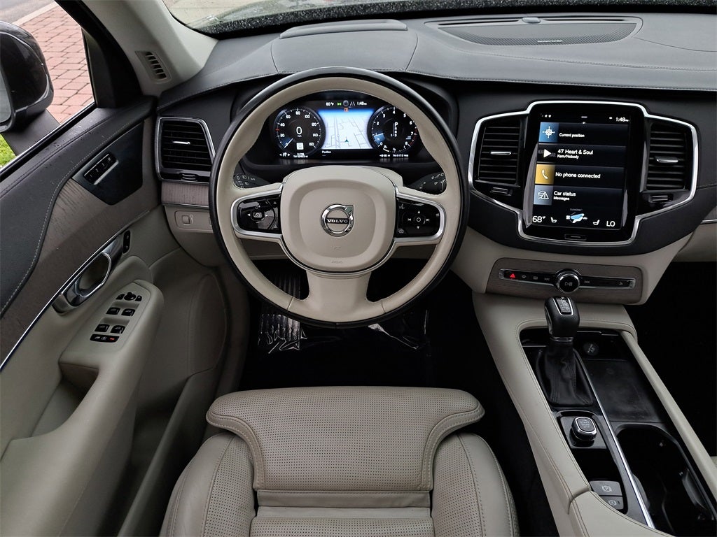 2022 Volvo XC90 T6 Inscription