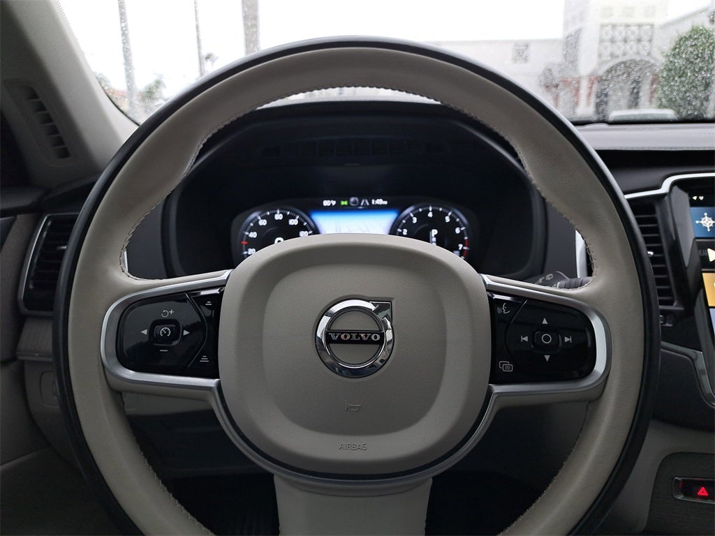 2022 Volvo XC90 T6 Inscription